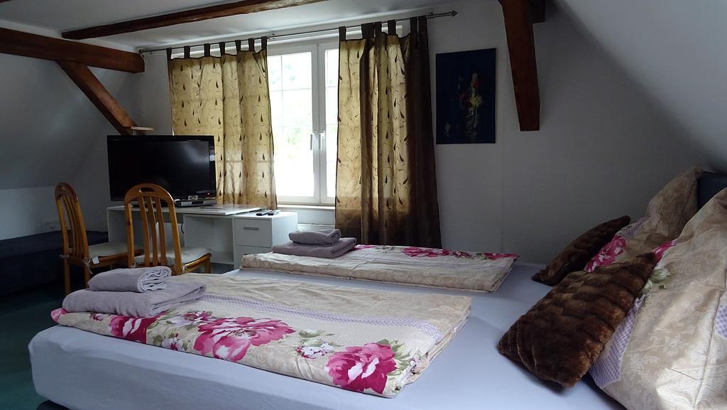 Alb Hotel Schalksburg ألبشتات المظهر الخارجي الصورة